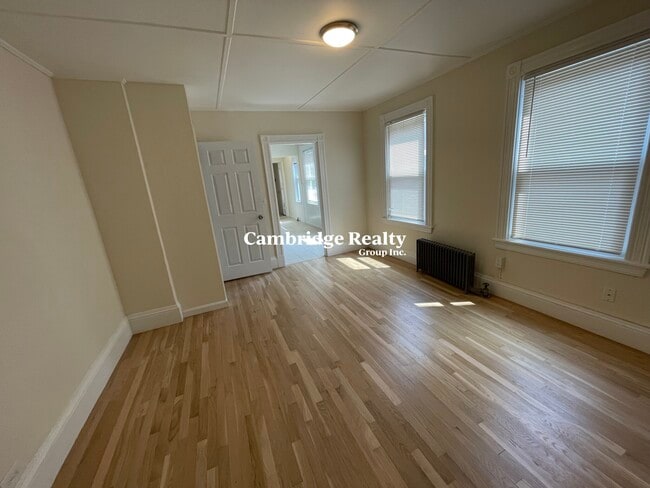 Building Photo - 357 Cambridge St
