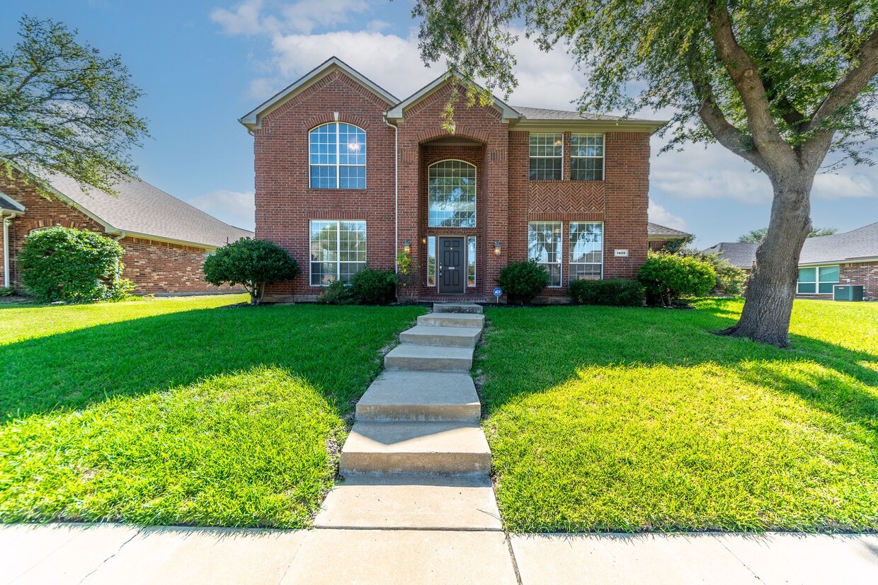 Foto principal - 7409 Meadowwood Dr