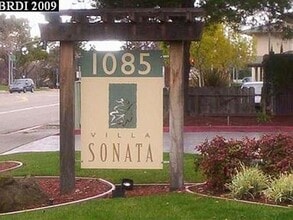 Building Photo - 1085 Murrieta Blvd