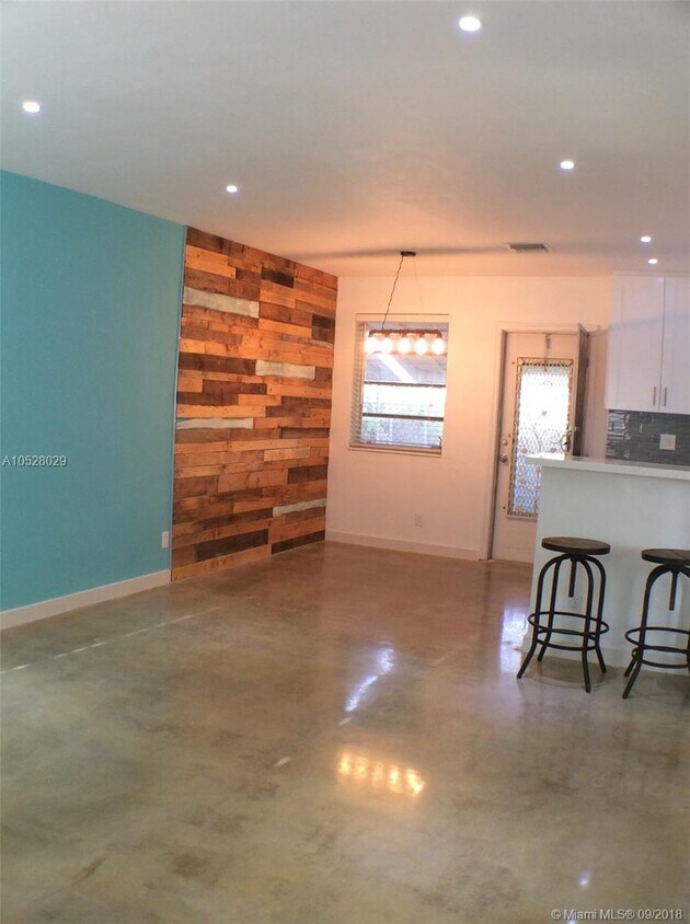 Foto principal - 2222 Jackson St