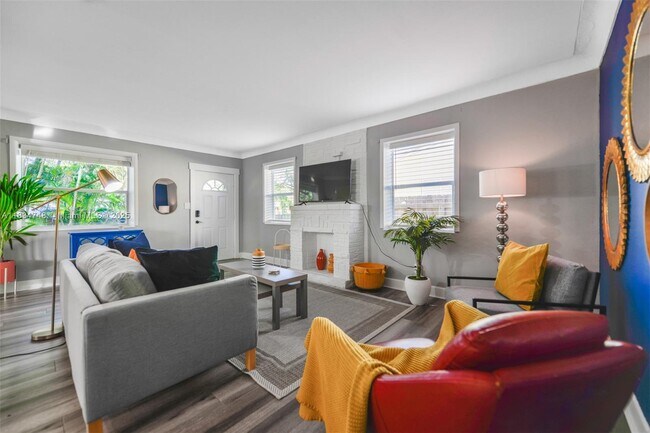 Foto del edificio - 242 SW 20th St