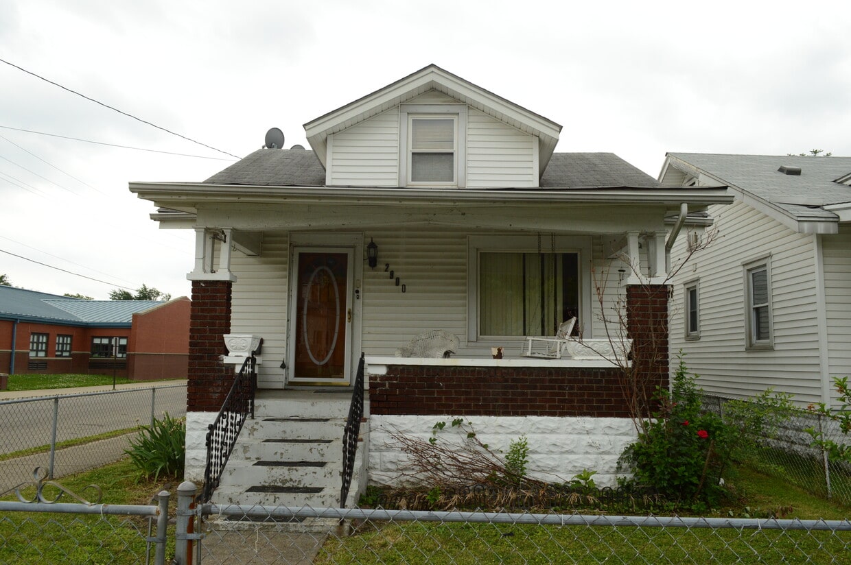 2900 Alford Ave, Louisville, KY 40212 House Rental in Louisville, KY