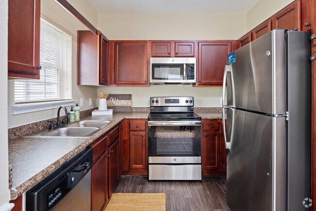 2BR, 2BA - 1,275SF - Kitchen - Crowne on 10th