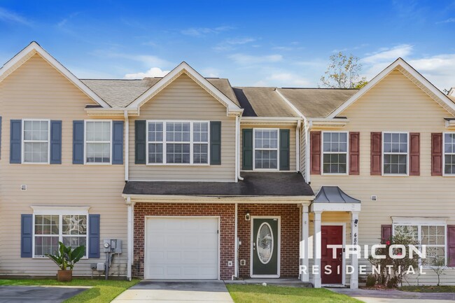 Building Photo - 4864 Sierra Way