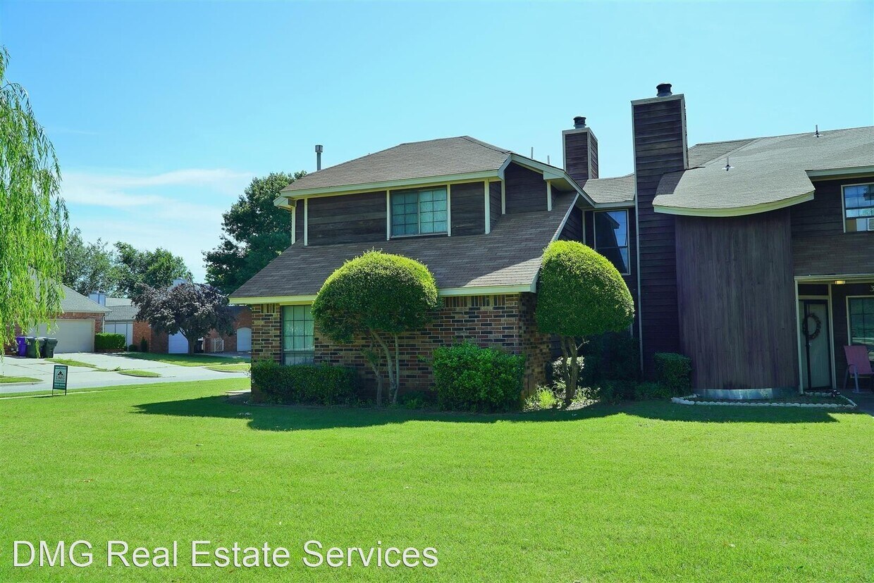 Foto principal - 2 br, 2.5 bath House - 315 Lamp Post