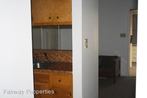 Building Photo - 912 W 22nd 1/2 St