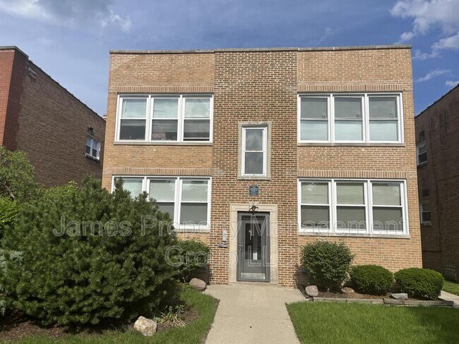 Building Photo - 9049 Bronx Ave 1S