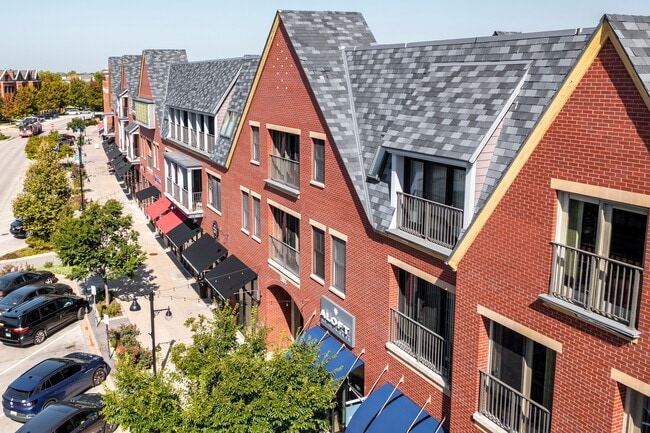Building Photo - The Residence at the Glen Town Center