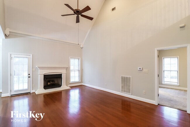 Building Photo - 5830 Heritage Park Dr