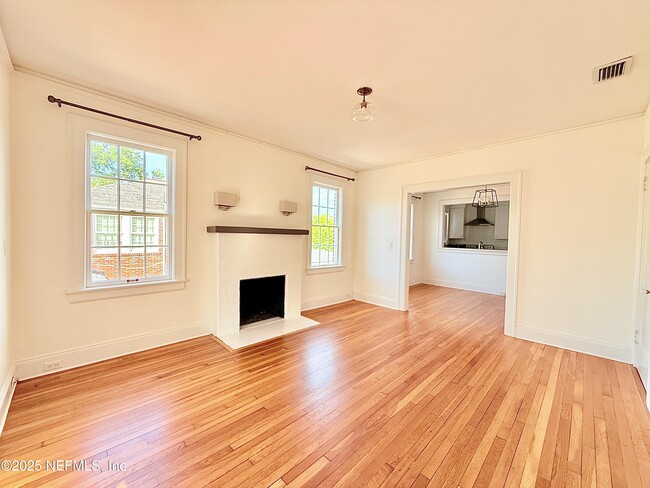 Foto del edificio - 3110 Oak St