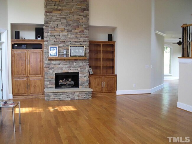 Building Photo - 3426 Fairway Ln