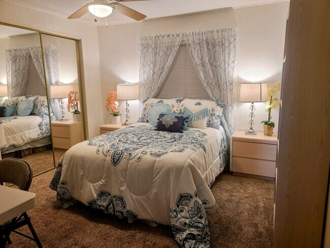 Building Photo - 4482 King Theodore Dr