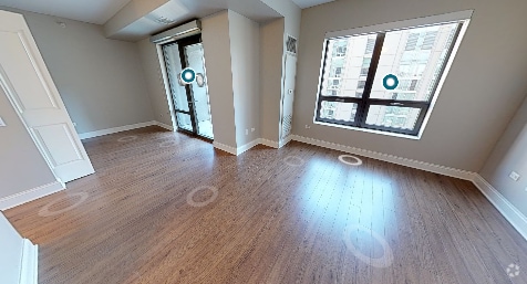 Building Photo - 70 W Hubbard St