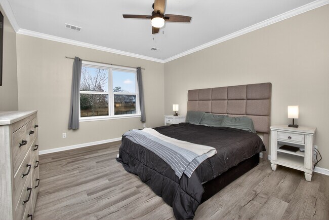 Foto del edificio - 29 Keowee Ln