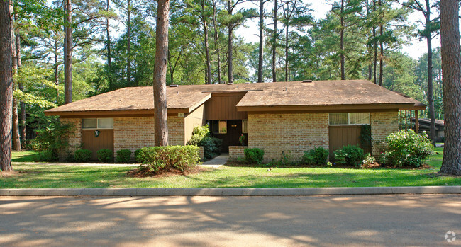 Building Photo - Miccosukee Hills Apartments