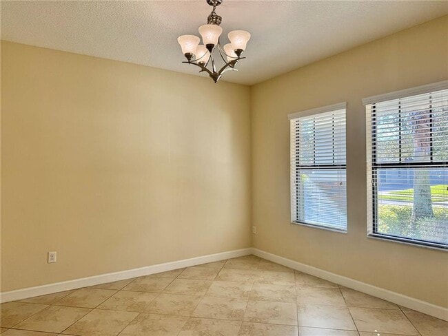 Building Photo - 2262 Romanum Dr