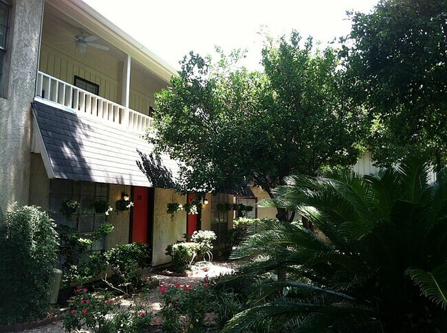 Foto del edificio - 1275 Witte Rd