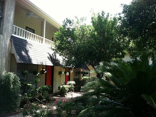 Building Photo - 1275 Witte Rd