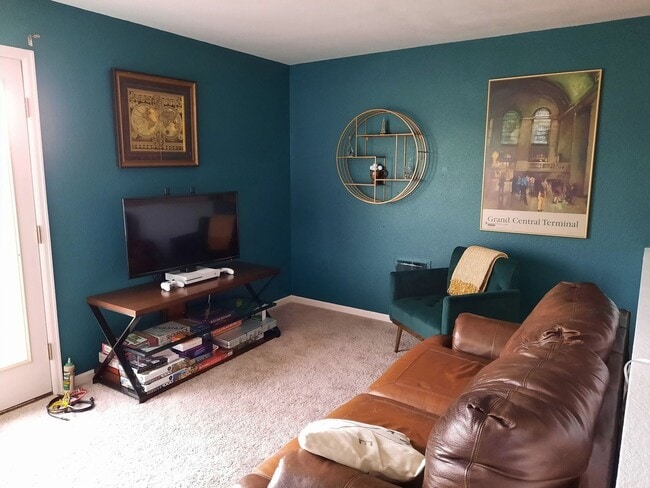 Building Photo - 2940 W Centennial Dr