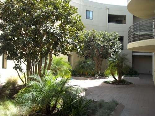 Foto del edificio - 2120 S Bentley Ave