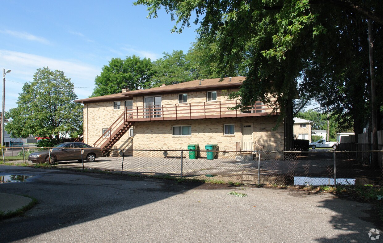 Building Photo - 824 W Thomas L Pky