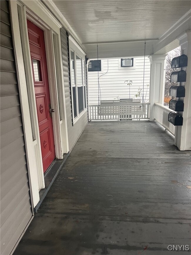 Building Photo - 1108 Madison St