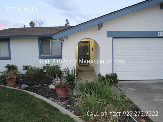 Foto del edificio - Charming 3 Bed/2 Bath West Livermore Home ...