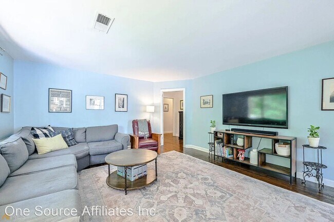 Building Photo - 3 br, 2 bath House - 1697 Beacon Hill Blvd