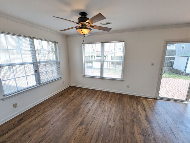 Foto del edificio - 204 Burgandy Rd, Williamsburg VA 23185