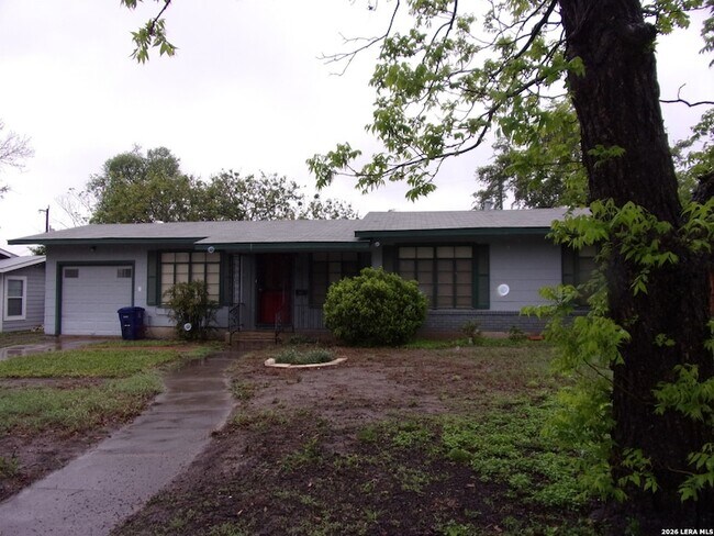 Foto del edificio - 215 Danville