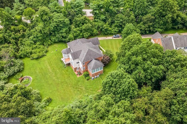 Foto del edificio - 12211 Garrison Forest Rd