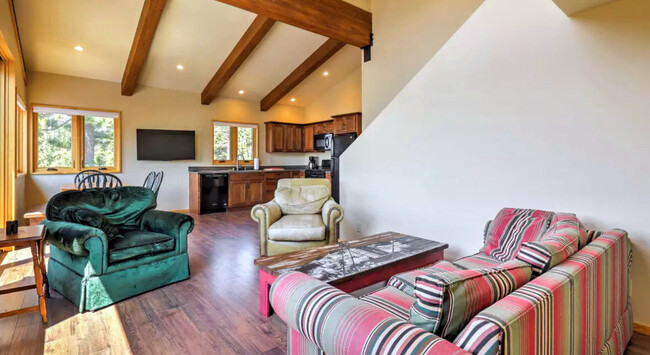 Foto del edificio - 58330 Donner Summit Rd