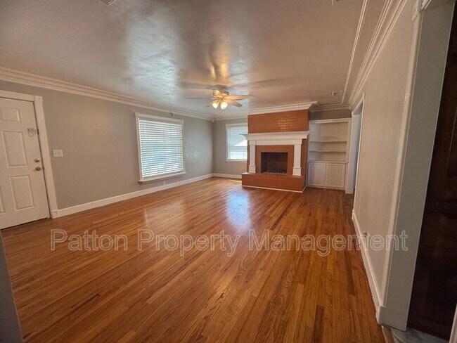Foto del edificio - 5112 Arden Rd