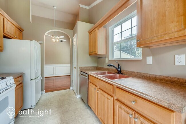 Foto del edificio - 1860 Arborwood Drive, Grayson, GA, 30017