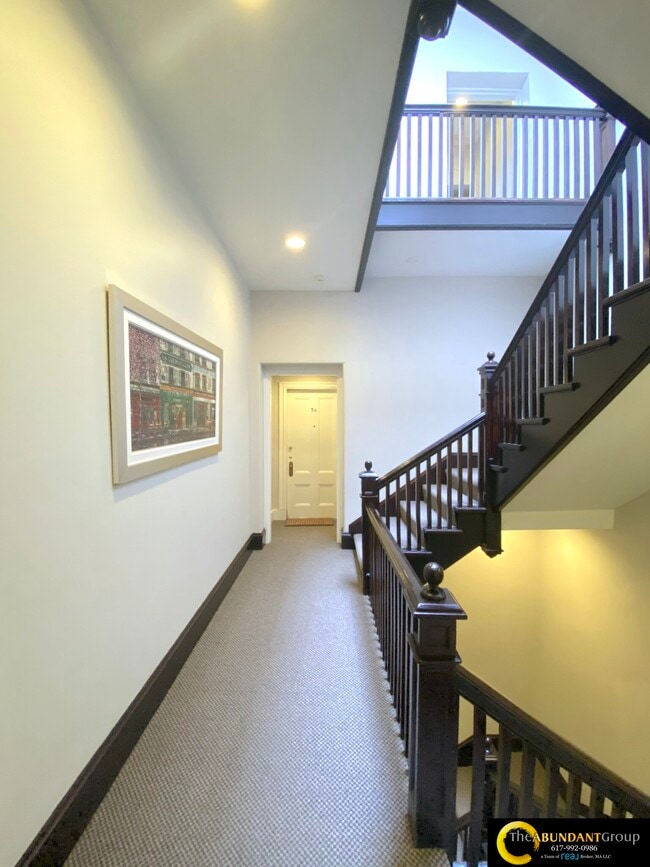 Building Photo - 371 Harvard St