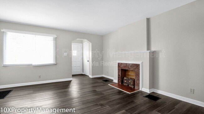Foto del edificio - 2909 Sullivant Ave