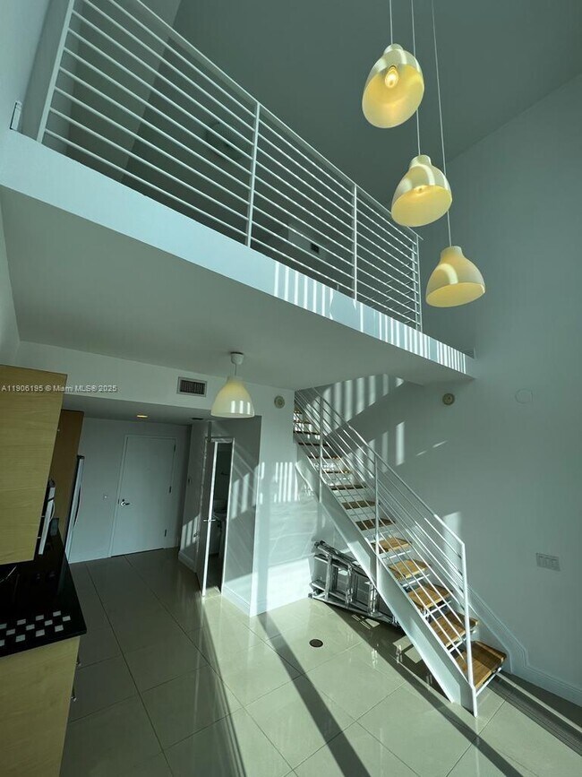 Foto del edificio - 60 SW 13th St