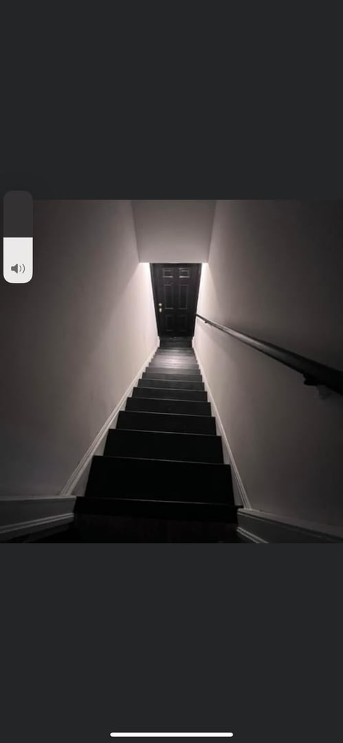 Building Photo - 903 7th Ave