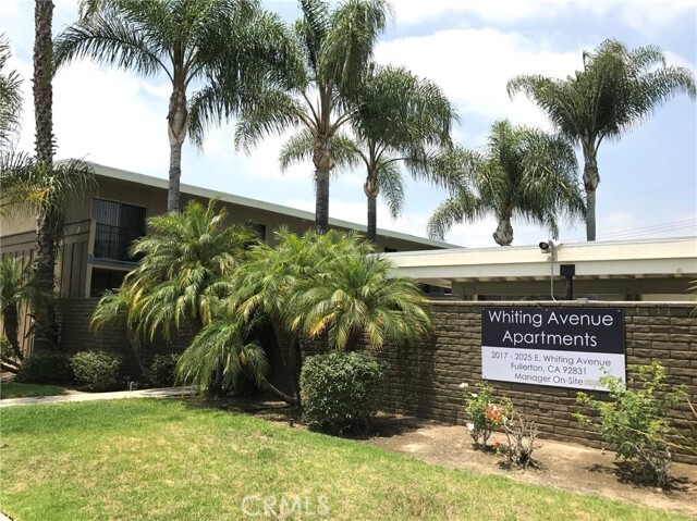 Foto principal - 2025 E Whiting Ave