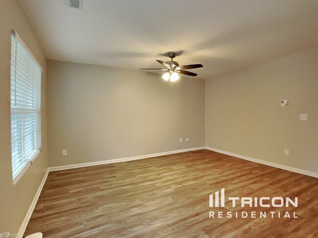 Foto del edificio - 2157 Bethany Trace Ln
