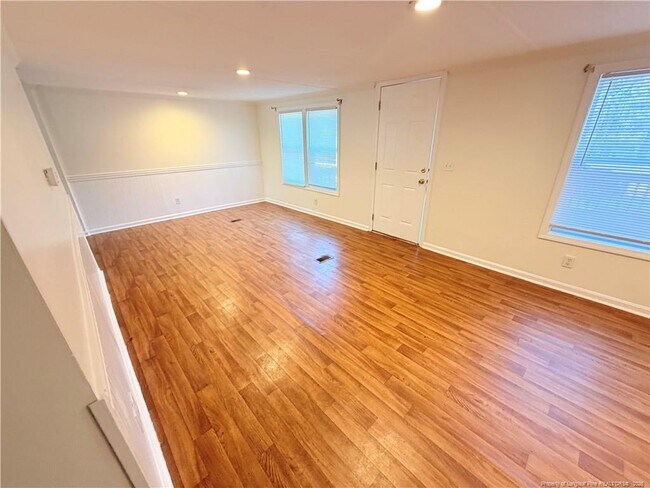 Foto del edificio - 205 St Matthews Church Rd