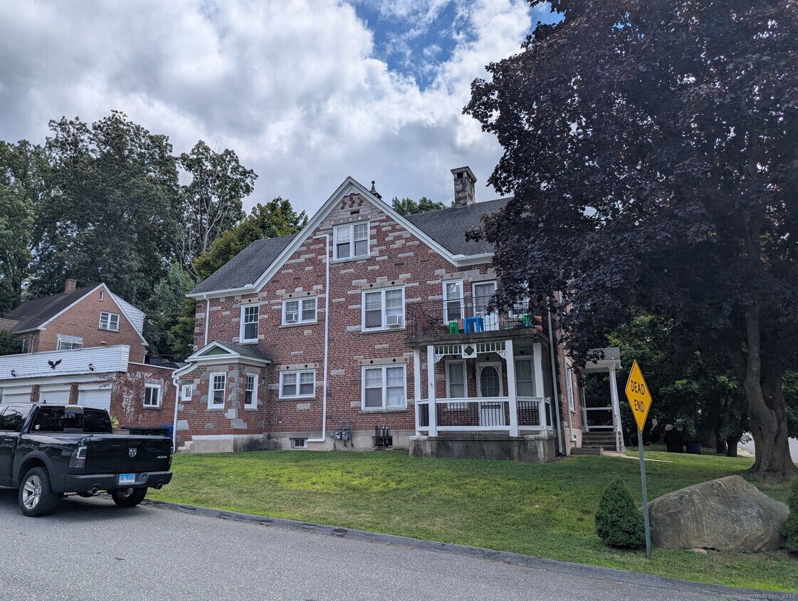 Foto principal - 89 Hillside Ave