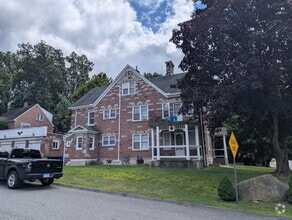 Building Photo - 89 Hillside Ave