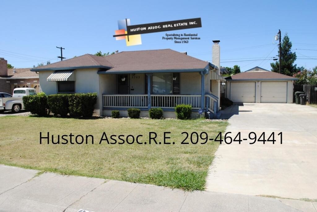 Primary Photo - 2745 Telegraph Ave