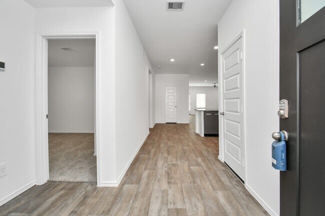 Foto del edificio - 2715 Willow Gulch Wy