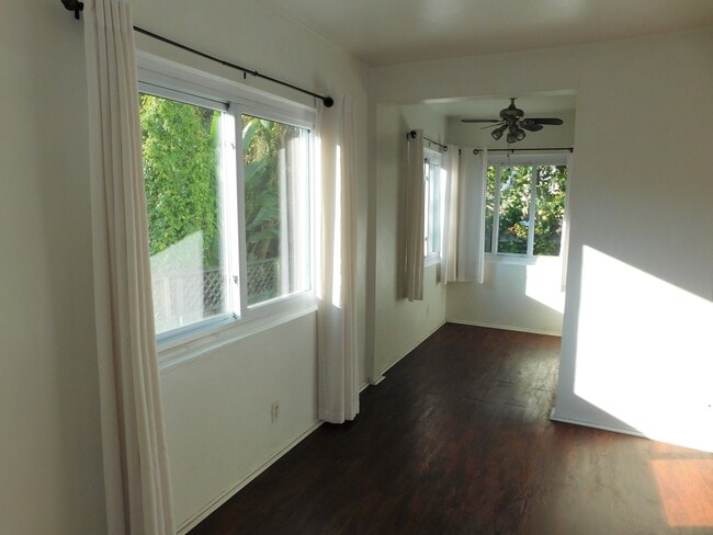 Living room/ dining area - 3626 Monon St
