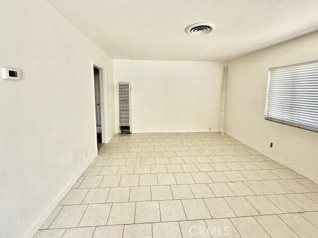 Foto del edificio - 9492 Evergreen Ln