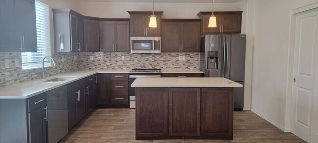 Foto del edificio - Master Suite and Junior Suite with its own...