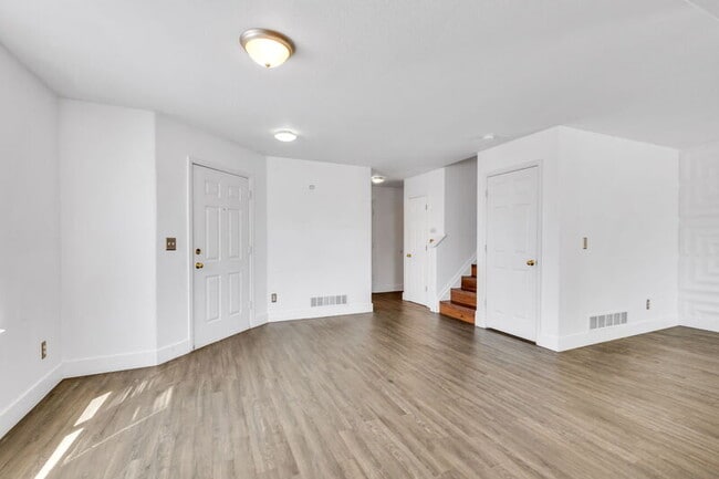 Building Photo - 10974 E 96th Pl