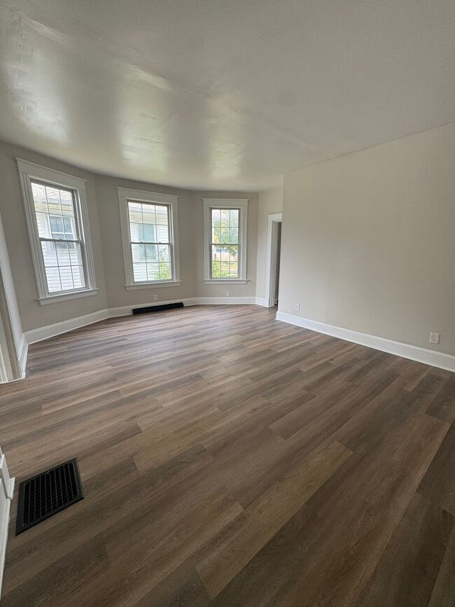 Foto del edificio - 714 Clinton Ave